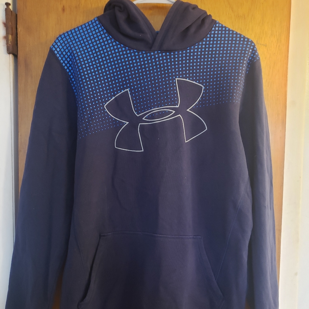 Youth XL Under Armour hoodie